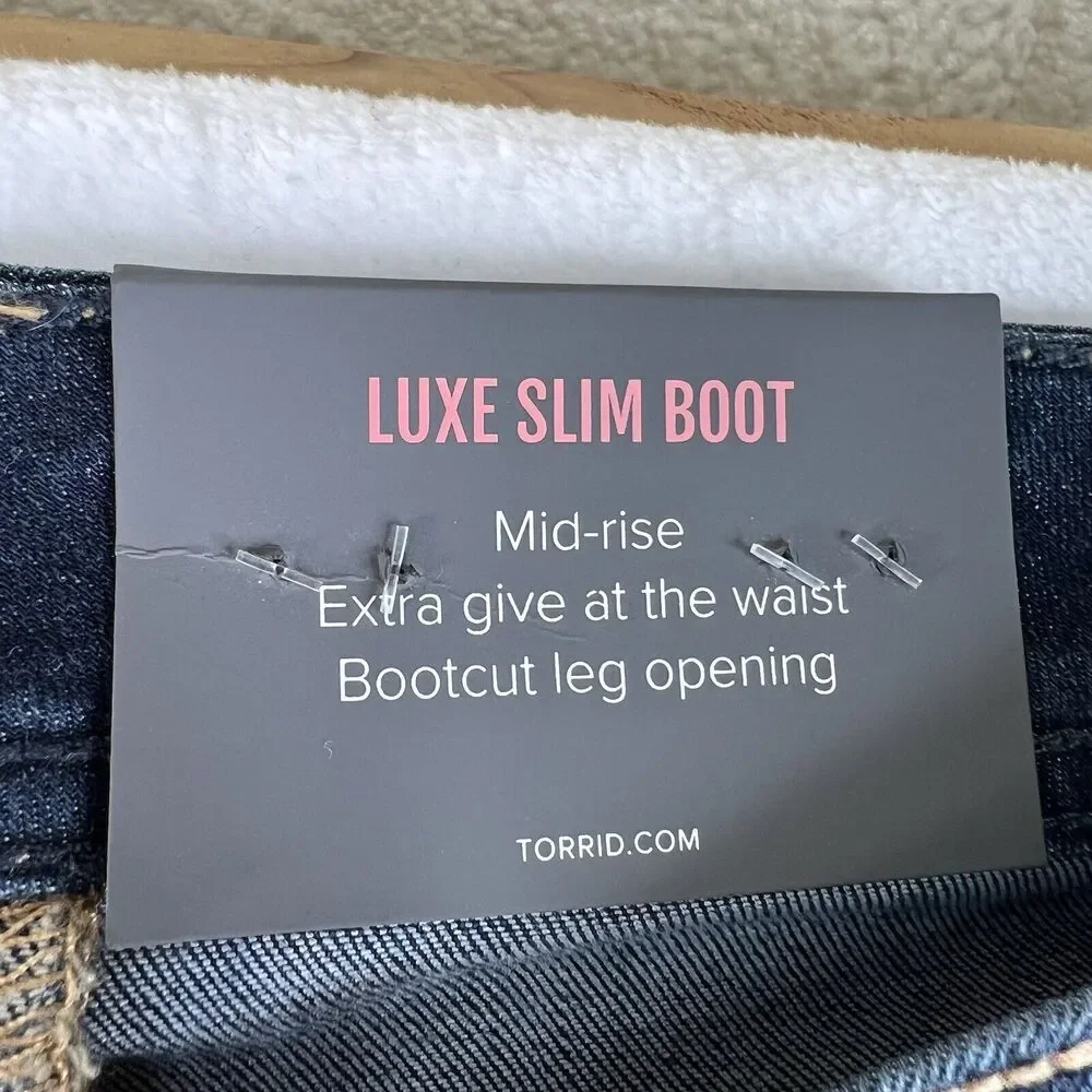 Torrid Plus 30 Luxe Slim Boot Cut Jeans Super‎ Stretch Mid Rise Rainstorm NEW